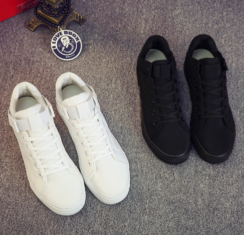 Casual Sneakers, Athletic Shoes, and Skate Shoes